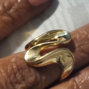 14k Real Gold Wave Ring